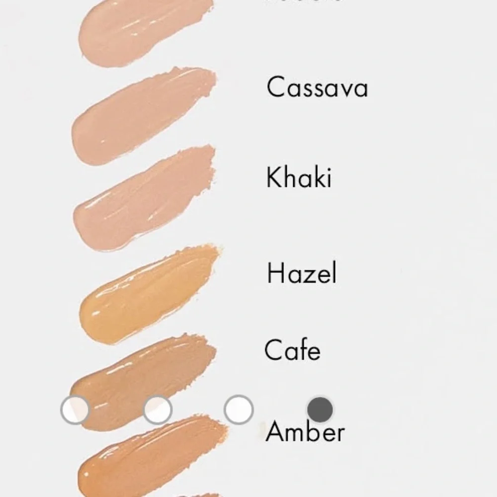 ✨ BECCA Ultimate Coverage 24 Hour Foundation